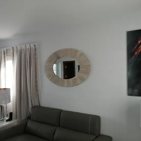 Geny Apartment