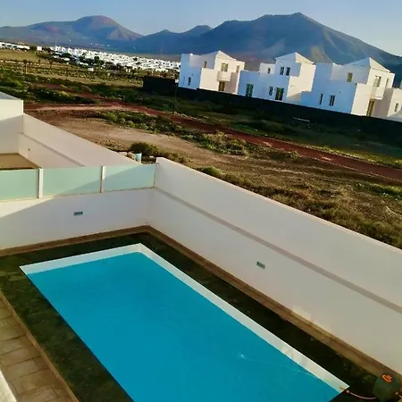 Geny Playa Blanca (Lanzarote)